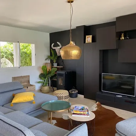 Villa 15 - Beachhouse Luxury - 300m - Wifi - Klima