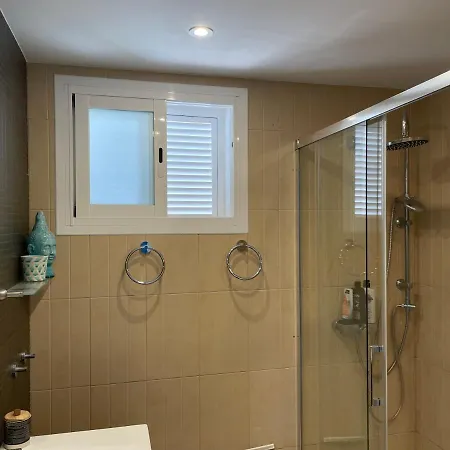 Villa 15 - Beachhouse Luxury - 300m - Wifi - Klima