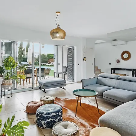 15 - Beachhouse Luxury - 300m - Wifi - Klima * 萨若皮塔